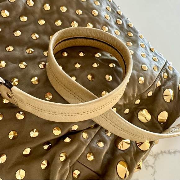 Be&D Leather Handbag - Picture 11 of 14